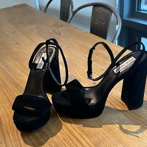 Steve Madden Leesa Sandals